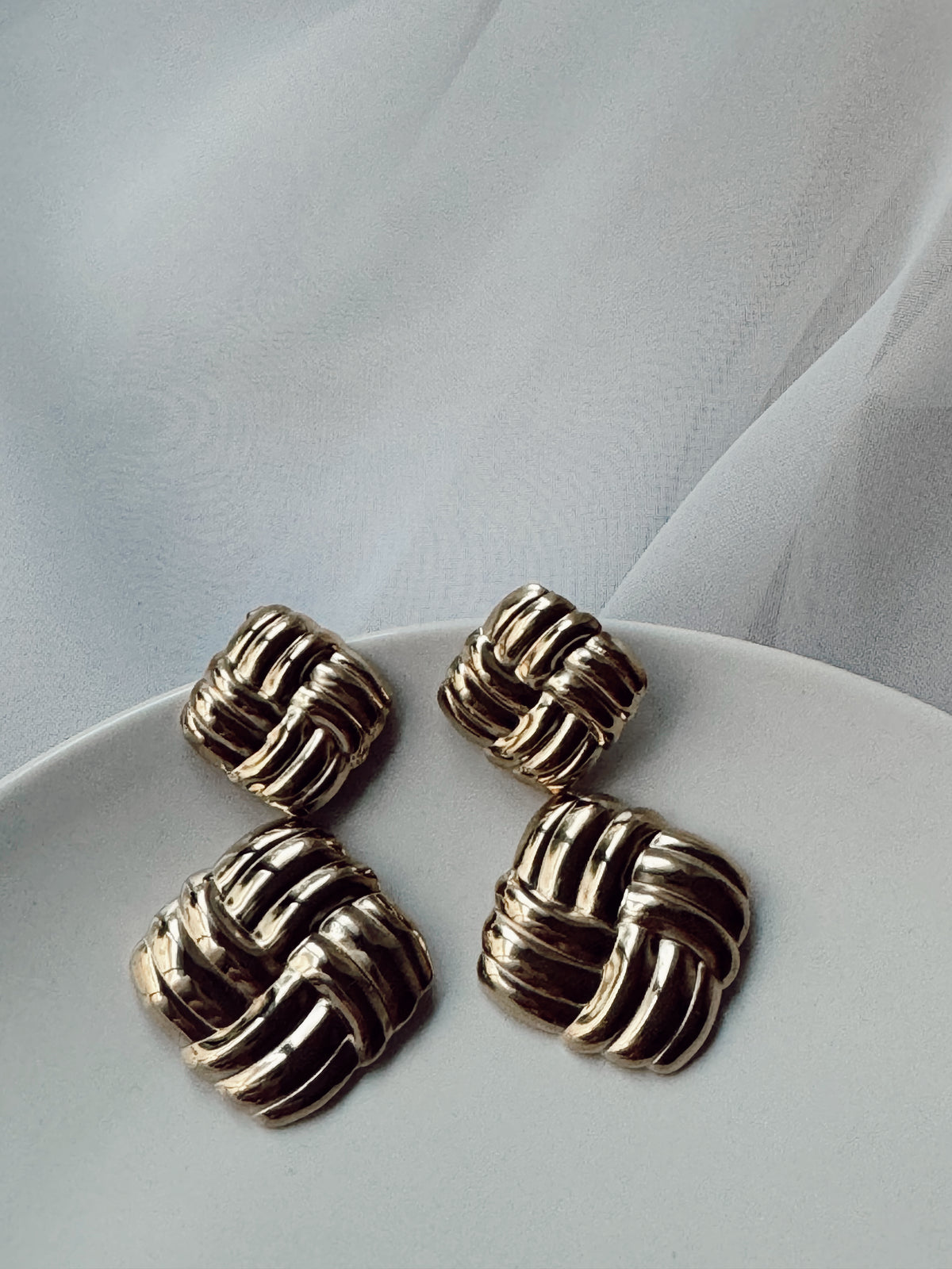 Adore earrings