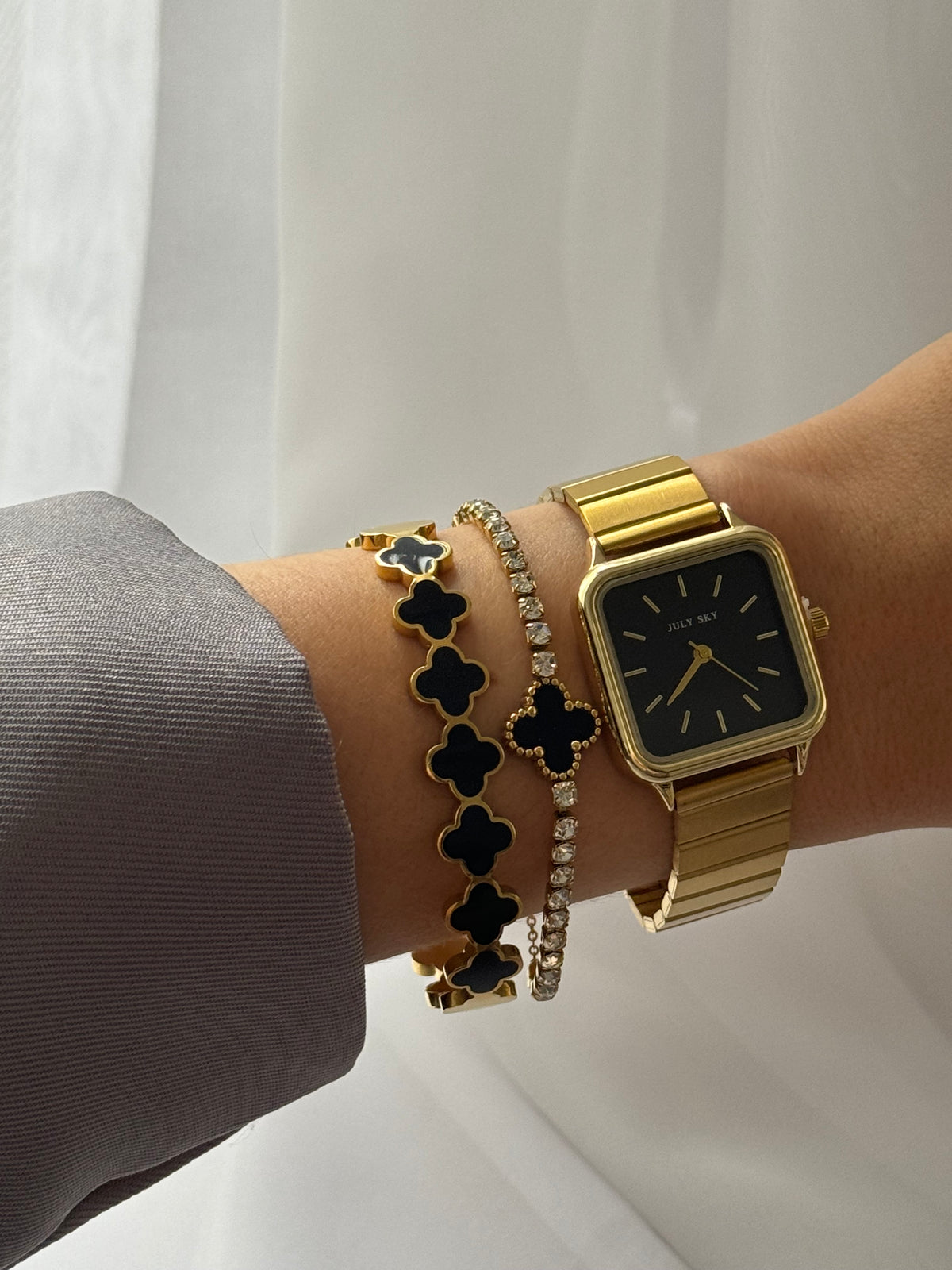 Timeless watch | gold