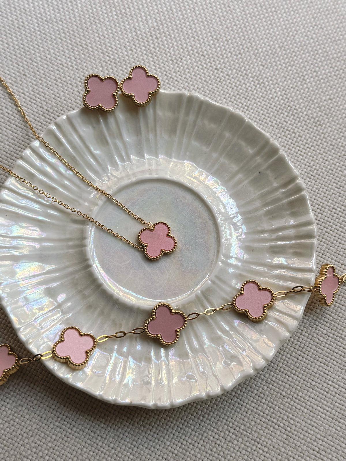 Pink clovers