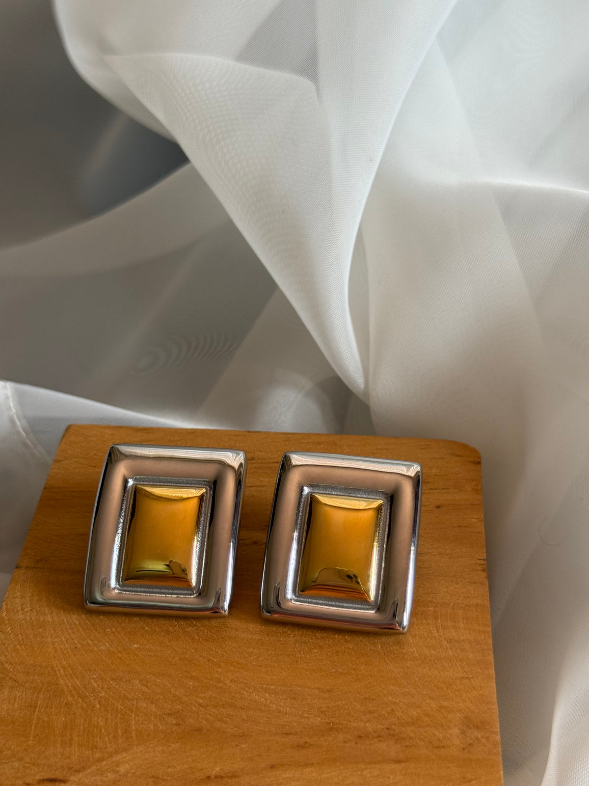 Ariana earrings