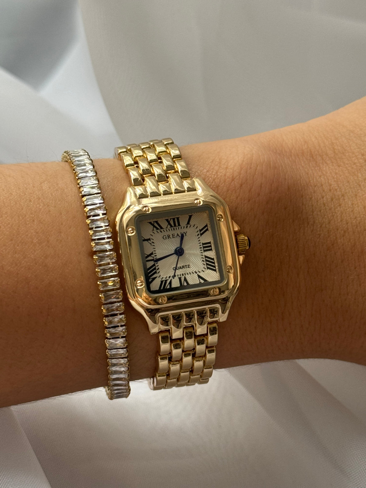Vintage watch | Gold