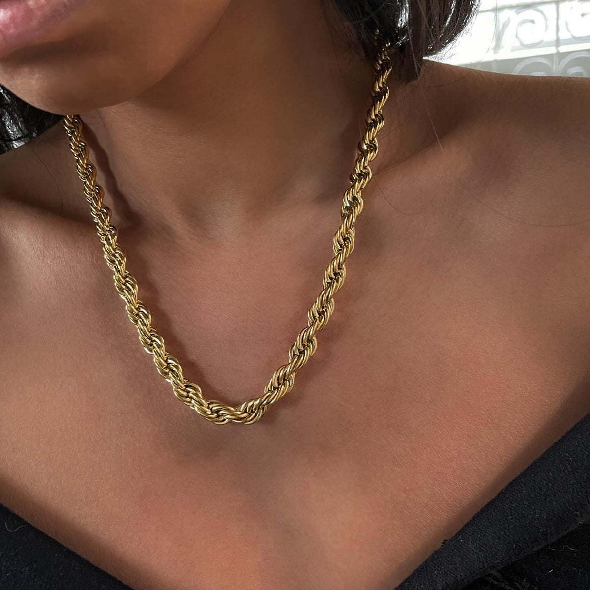 Chunky rope necklace